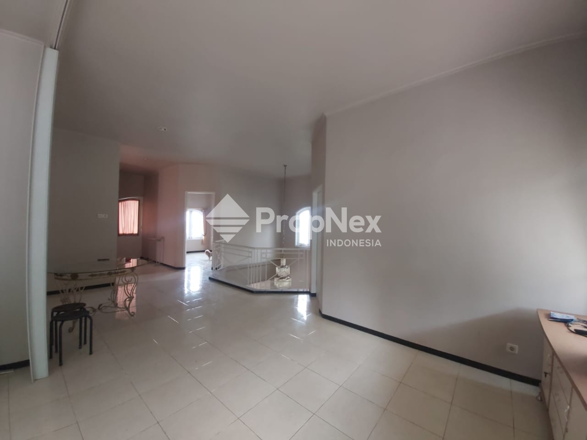 Villa Puncak Trawas Full Furnish — foto 6